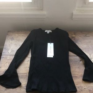 Amour Vert Tops - NWT Amour Vert ribbed top, Small Amour Vert Tops - NWT Amour Vert ribbed top, Small